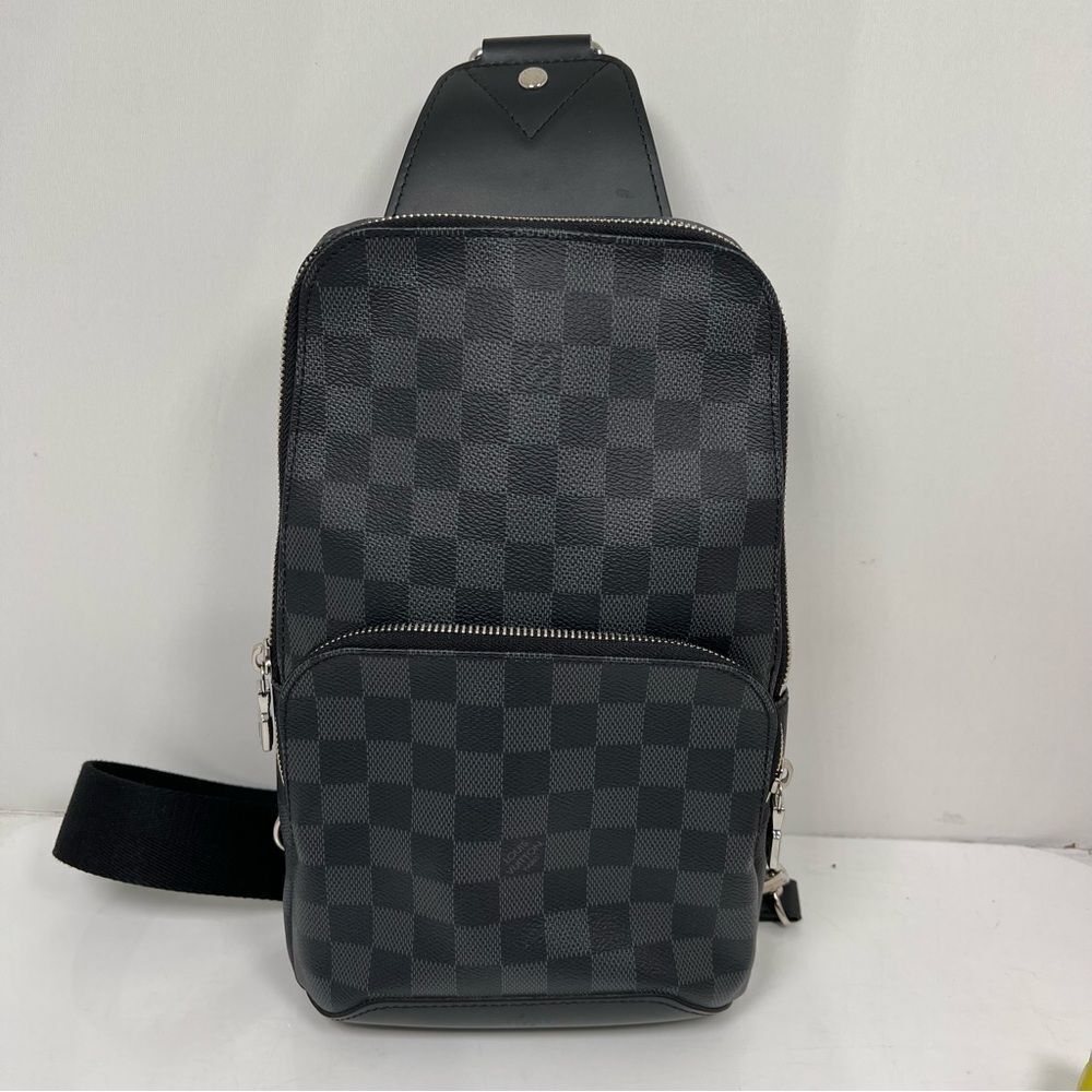 Louis Vuitton Avenue sling bag Damier Graphite